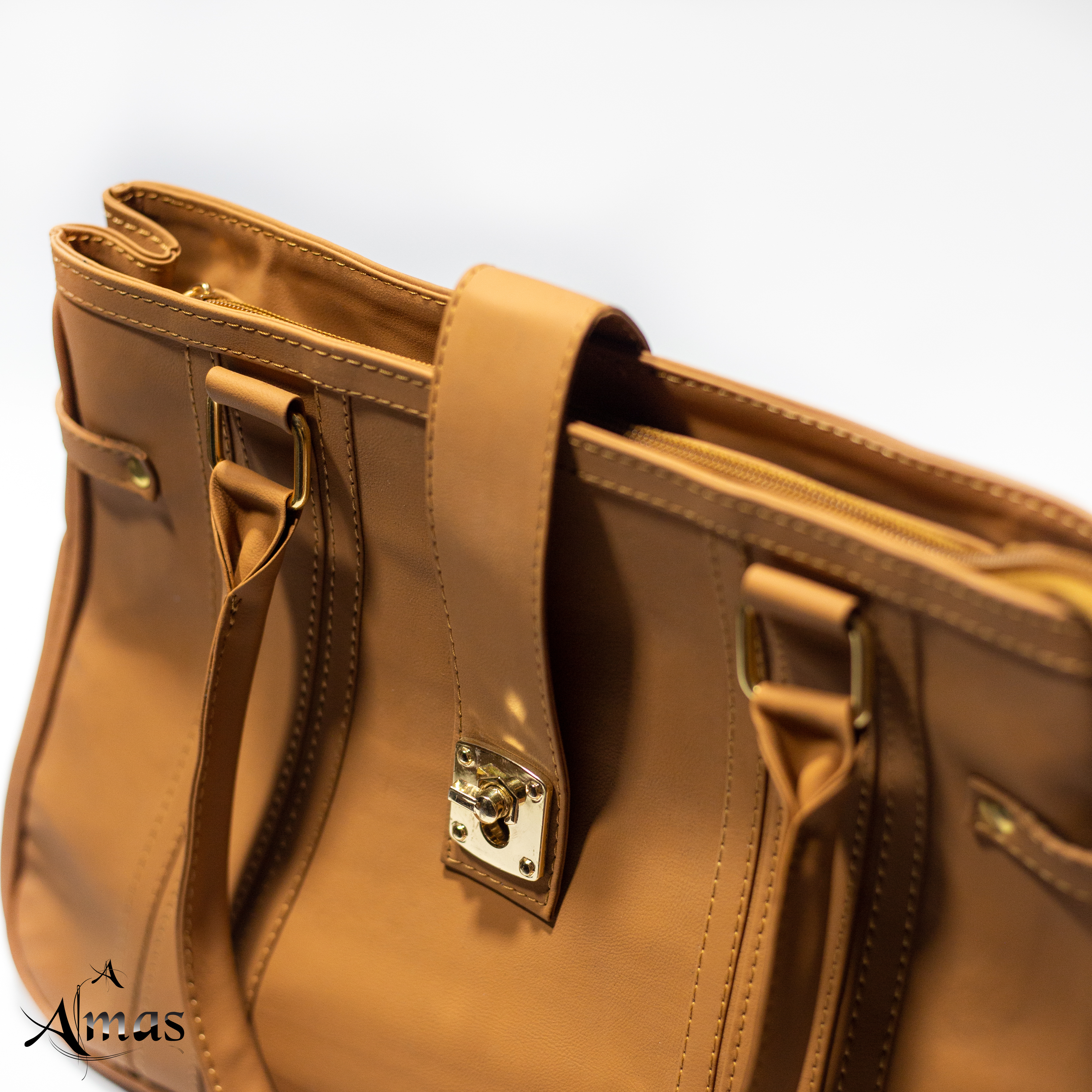 Almas leather bag product photograph